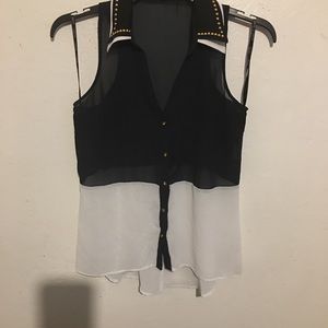 sleeveless top